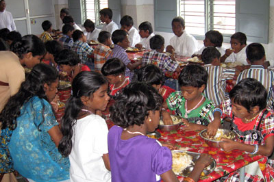 Katihar children at new toilet building