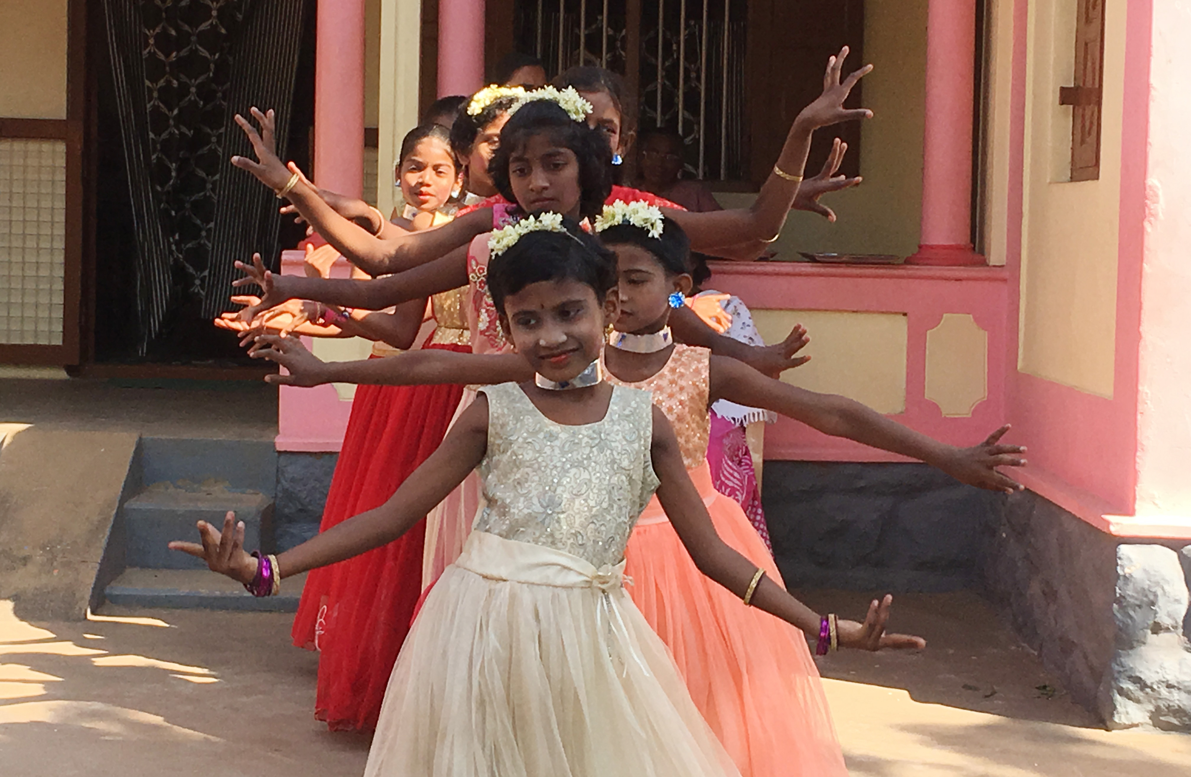 Children love to dance-latest news