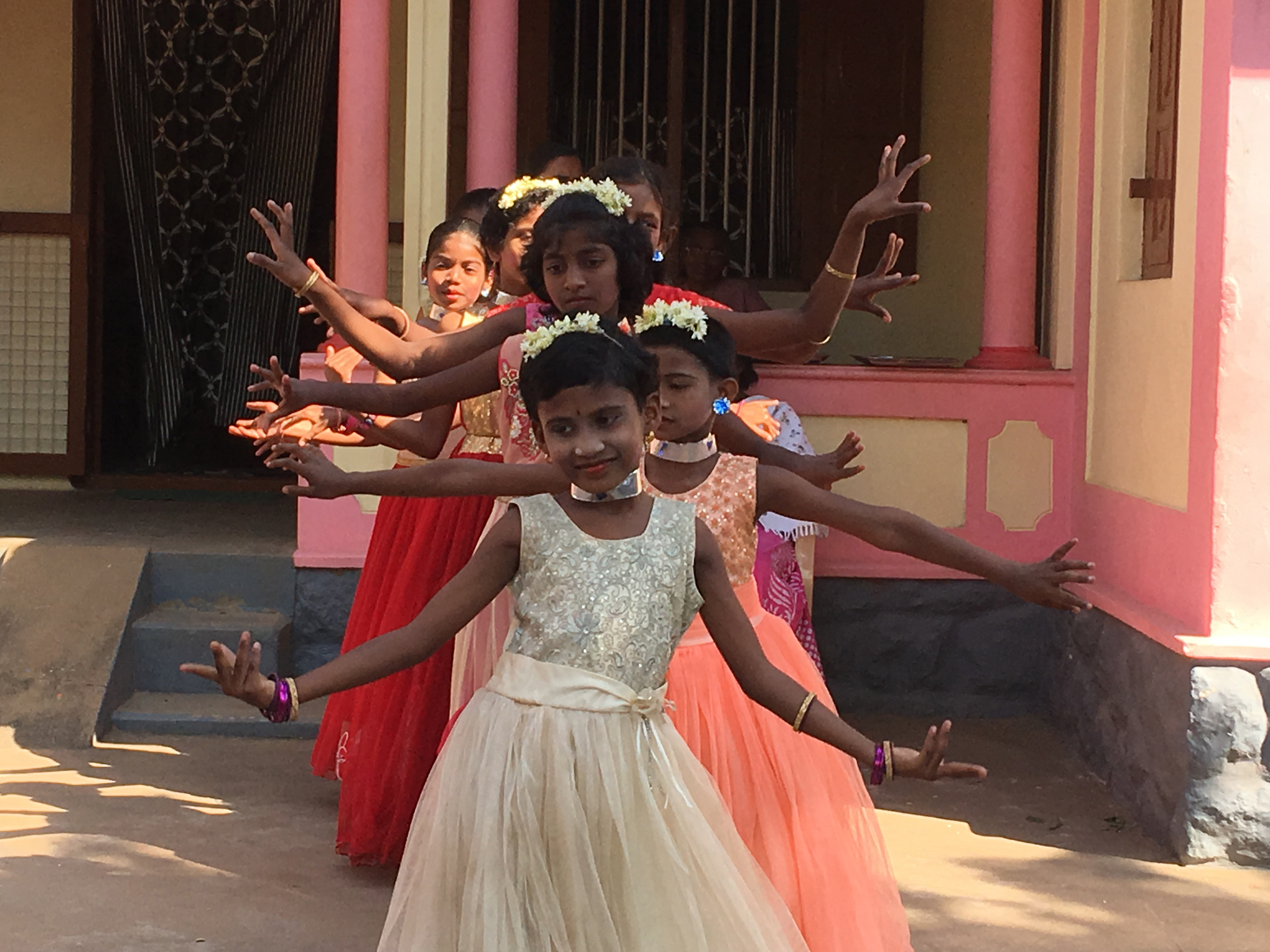 Children love to dance-latest news