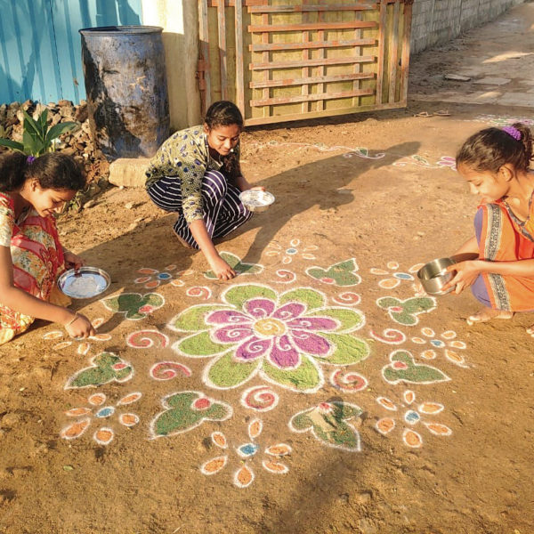 Rangoli designs for Sankranti take a team effort